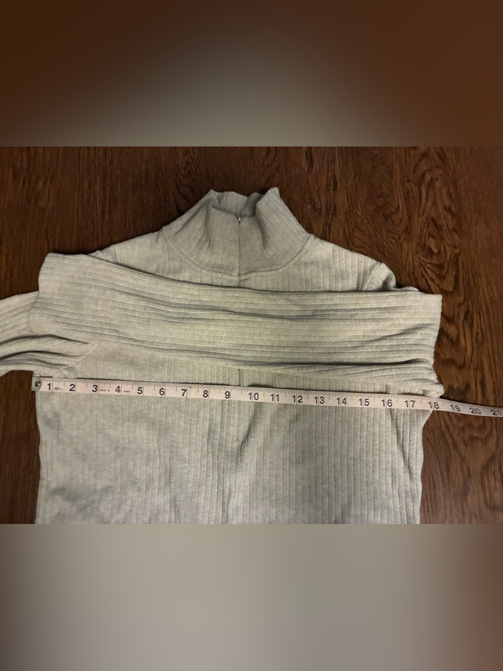 Vince Ribbed Half Zip Turtleneck in Heather Dark Ivory - Size M - Picture 12 of 14